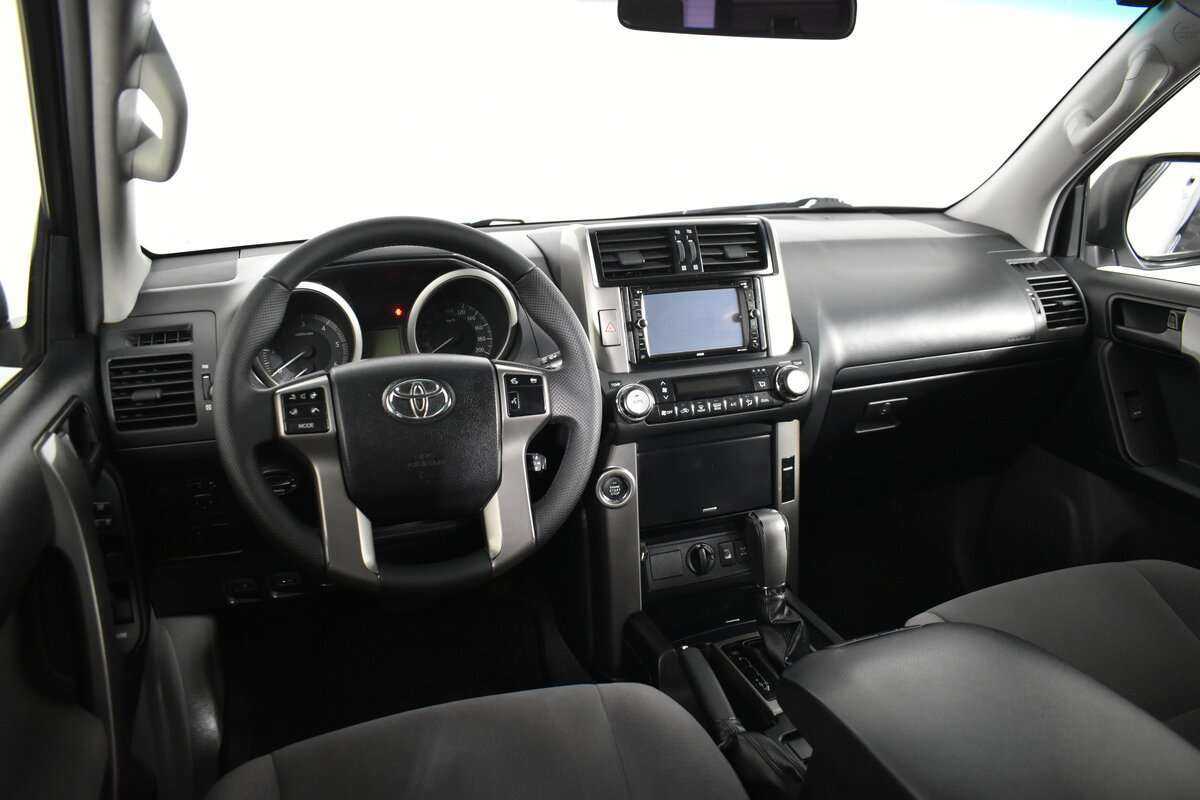 Купить Toyota Land Cruiser Prado, 2012, 178 000 км.. Фото: #11