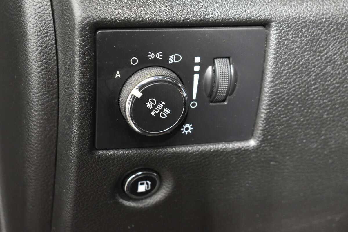 Купить Jeep Grand Cherokee, 2014, 299 803 км.. Фото: #21