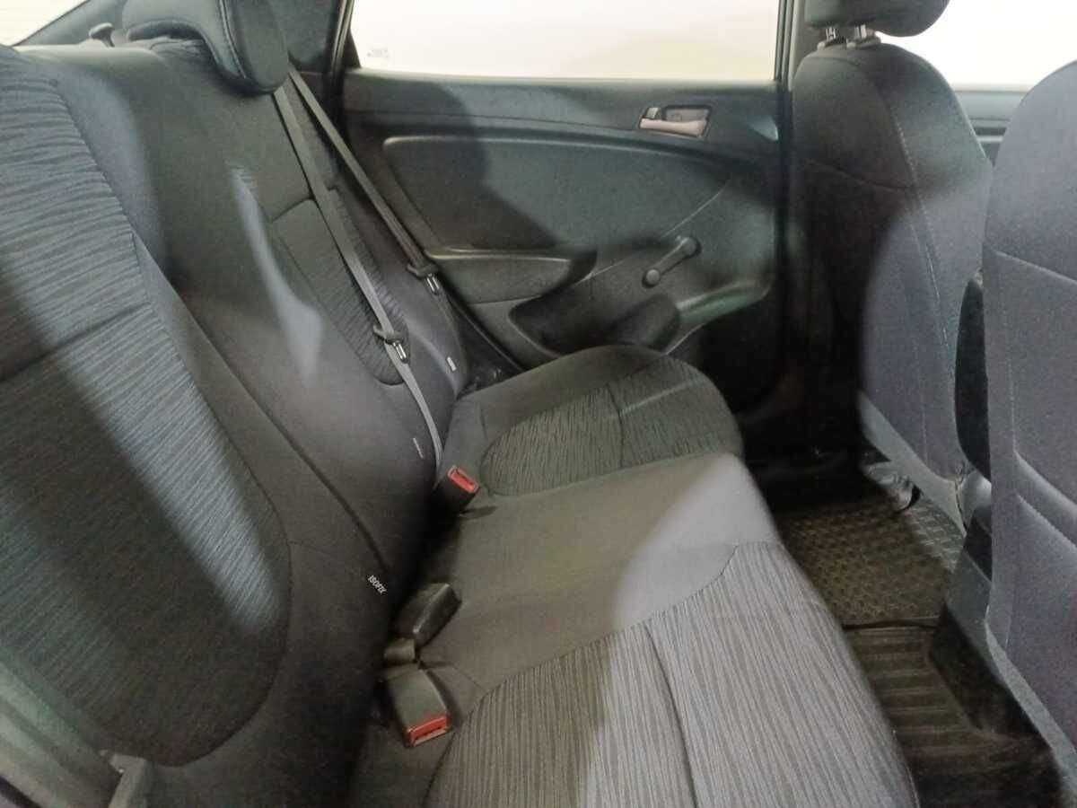 Купить Hyundai Solaris, 2016, 165 733 км.. Фото: #10