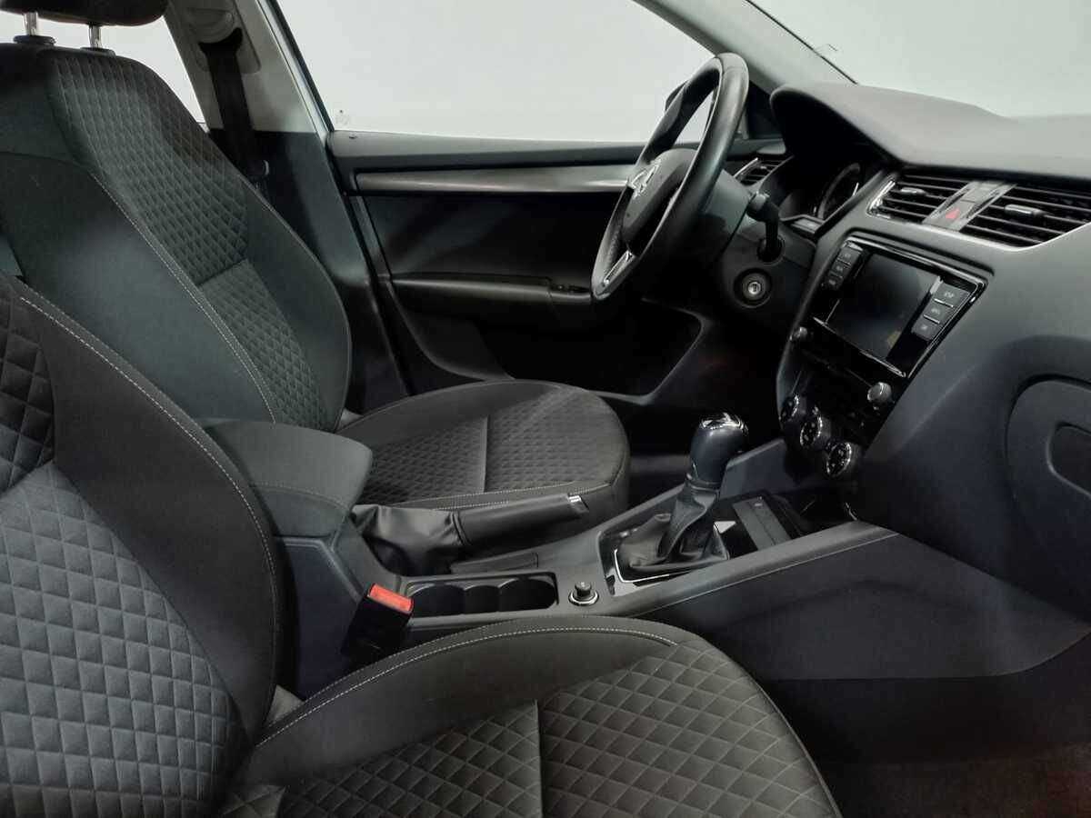 Купить Skoda Octavia, 2018, 93 472 км.. Фото: #9