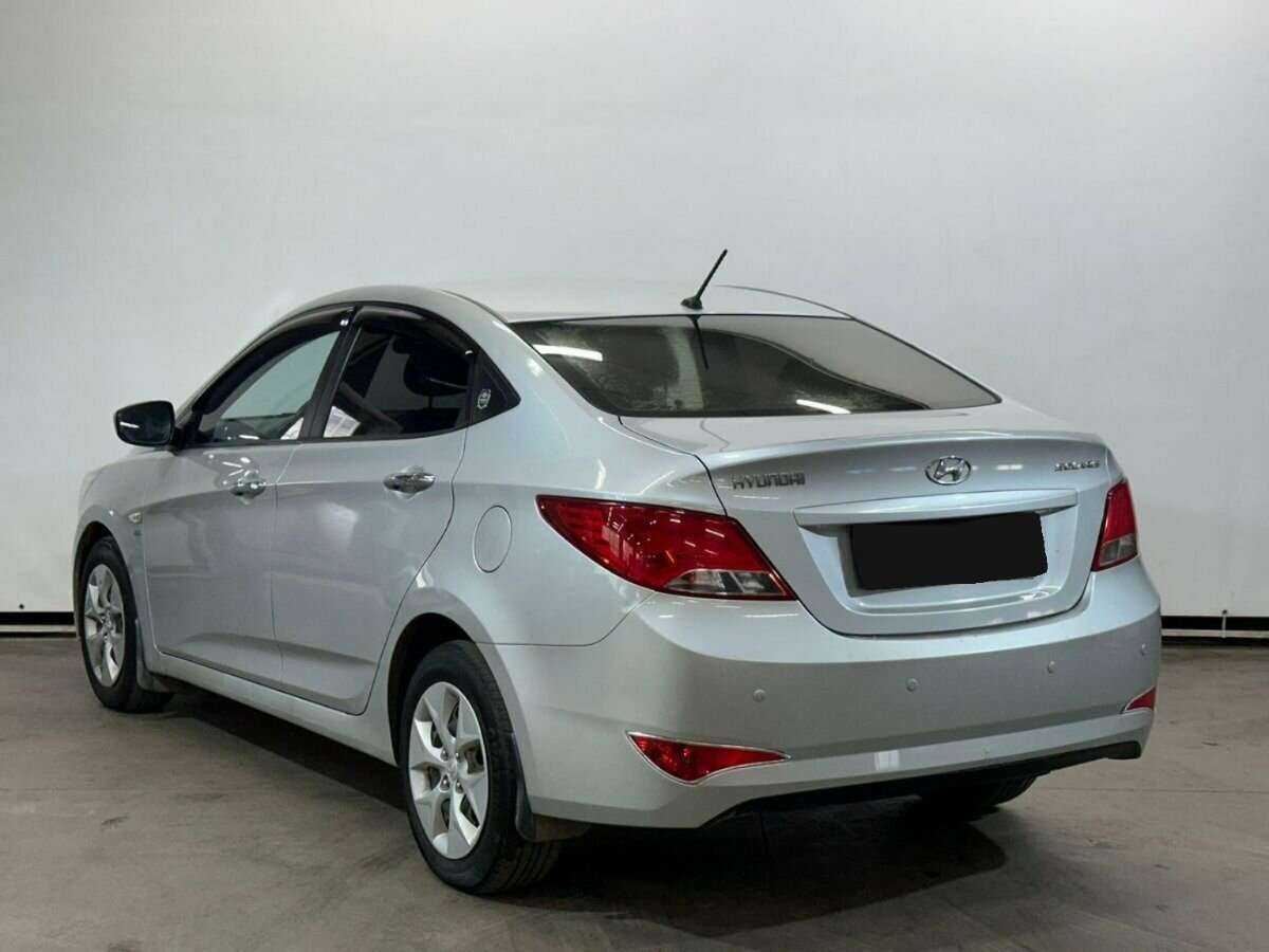 Купить Hyundai Solaris, 2015, 98 464 км.. Фото: #6