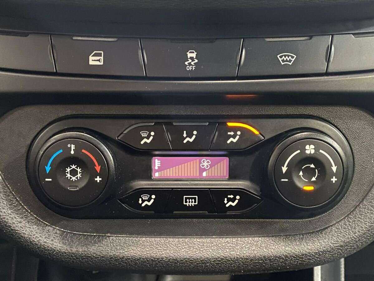 Купить Lada (ВАЗ) Vesta, 2018, 65 852 км.. Фото: #14