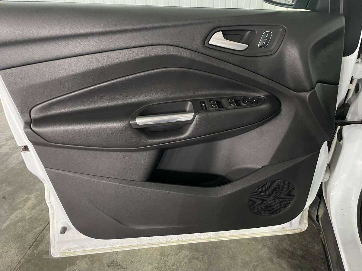 Купить Ford Kuga, 2017, 120 231 км.. Фото: #23