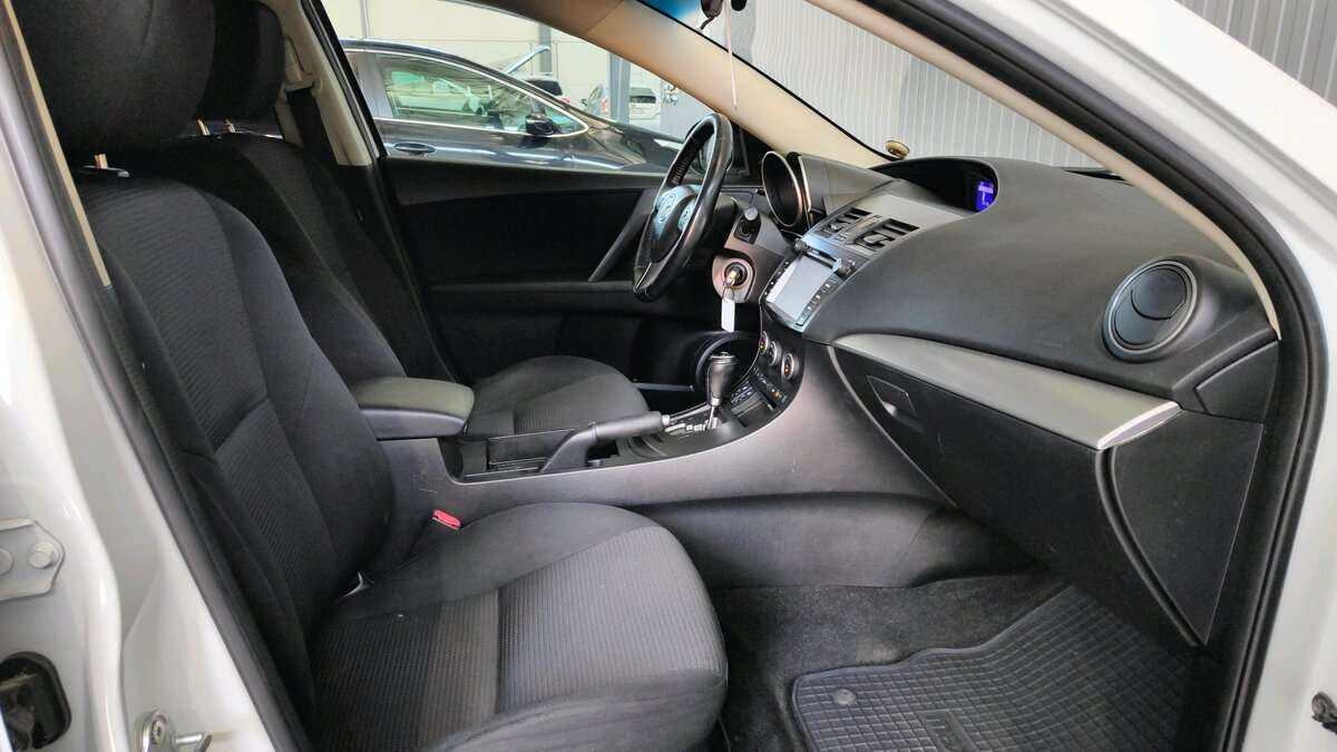 Купить Mazda 3, 2012, 260 171 км.. Фото: #13