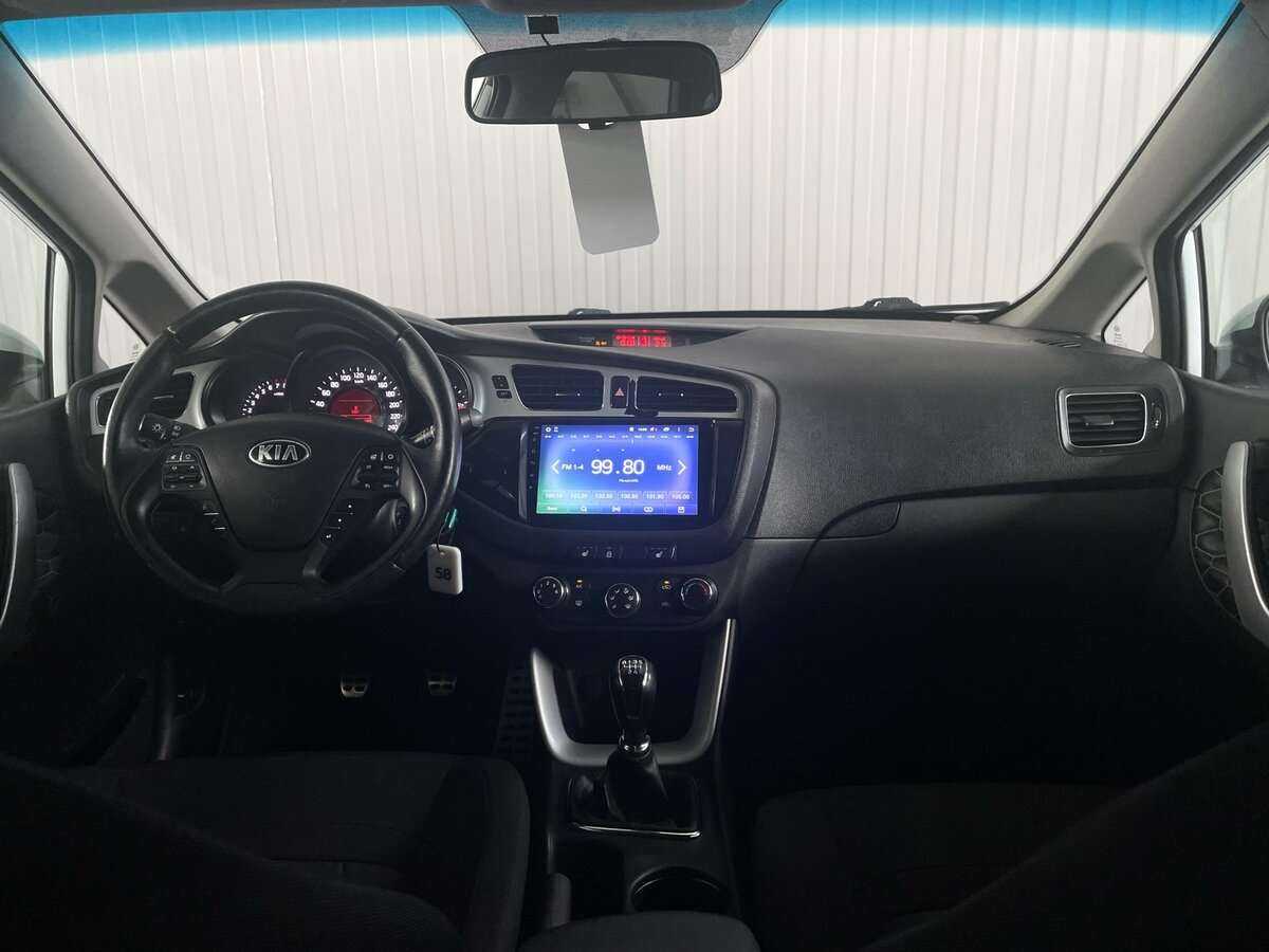Купить Kia Ceed, 2013, 136 000 км.. Фото: #9