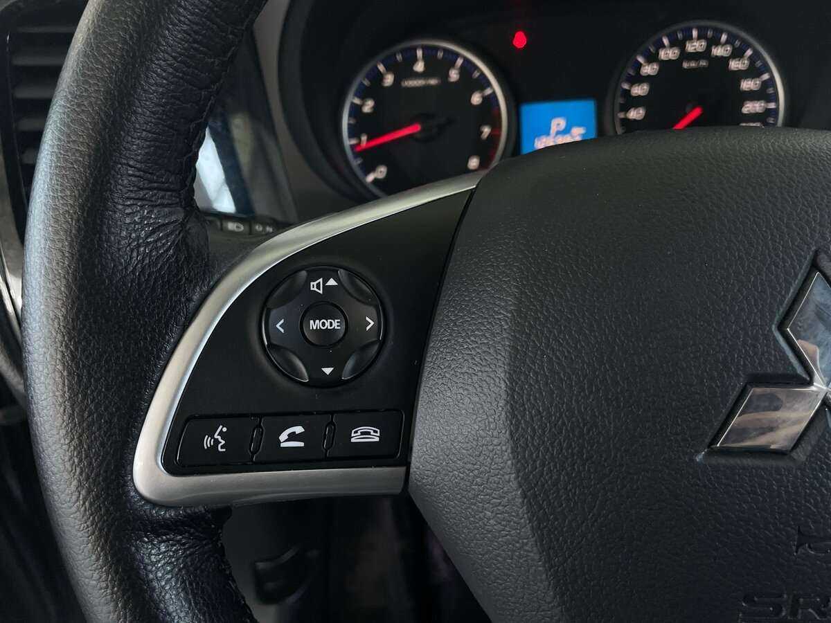 Купить Mitsubishi Outlander, 2018, 126 982 км.. Фото: #10