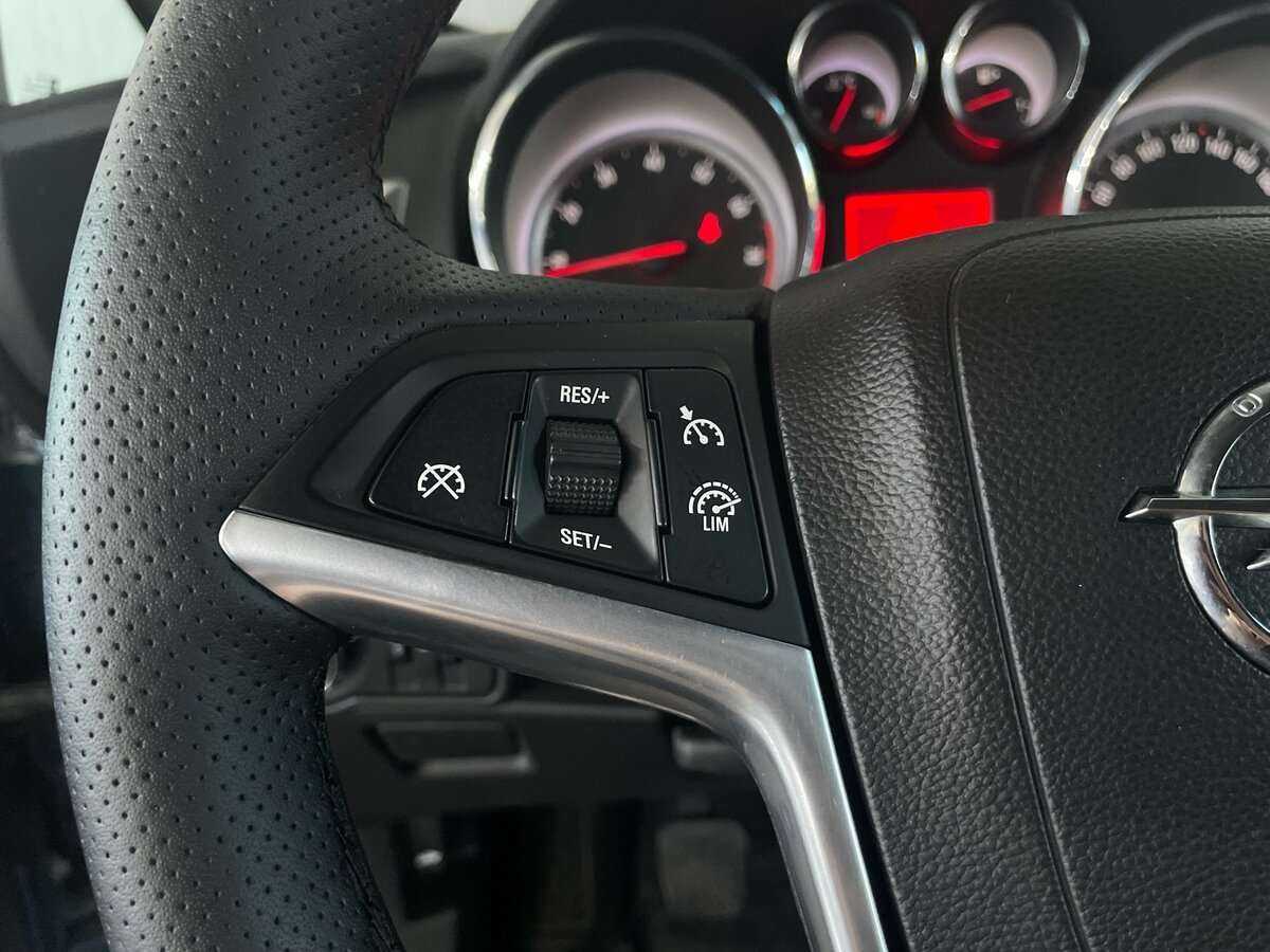 Купить Opel Astra, 2014, 148 770 км.. Фото: #10