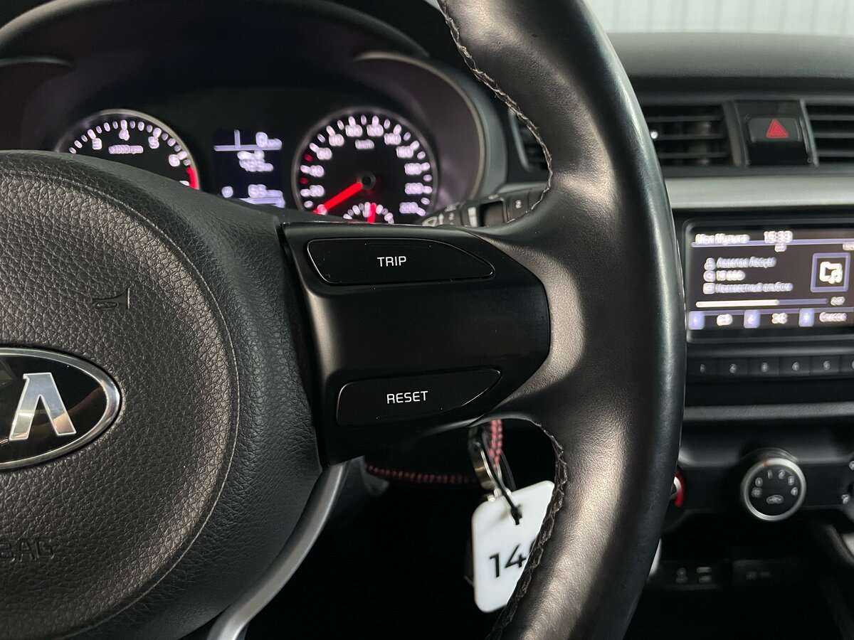 Купить Kia Rio, 2018, 85 416 км.. Фото: #9