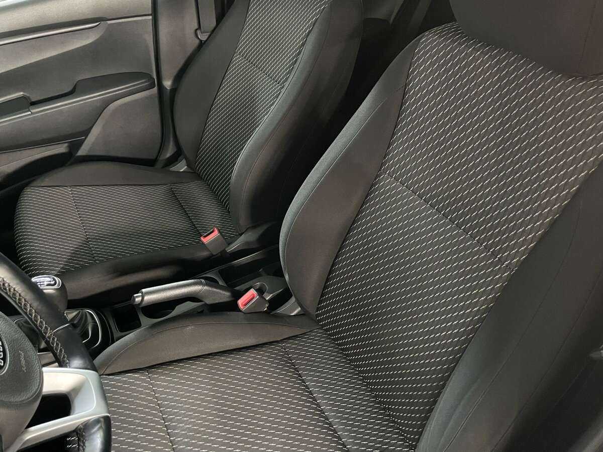 Купить Kia Rio, 2018, 85 416 км.. Фото: #14