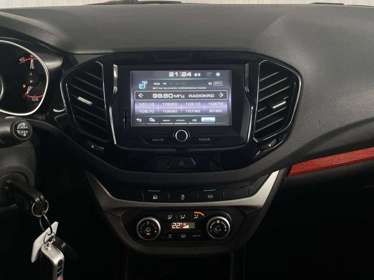 Купить Lada (ВАЗ) Vesta, 2018, 88 269 км.. Фото: #13