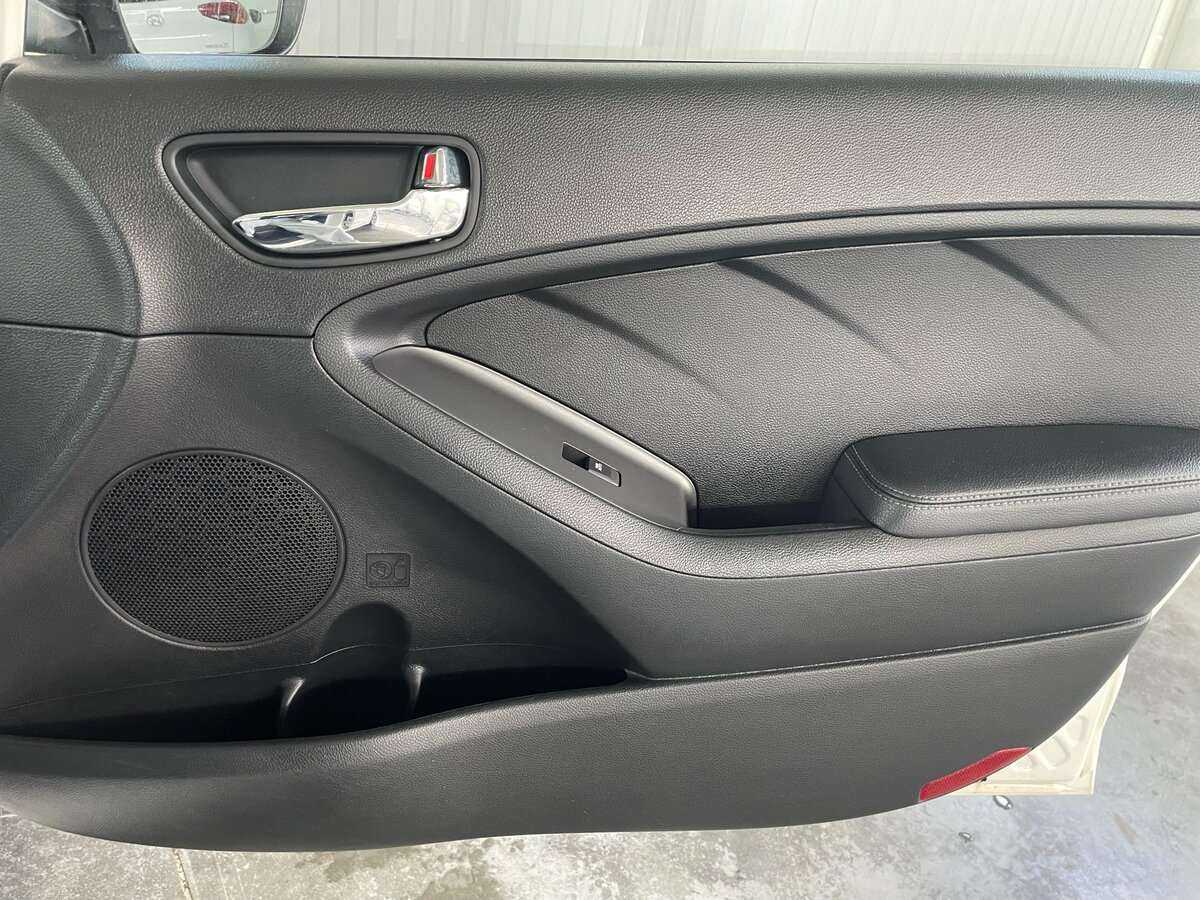 Купить Kia Cerato, 2014, 200 000 км.. Фото: #24