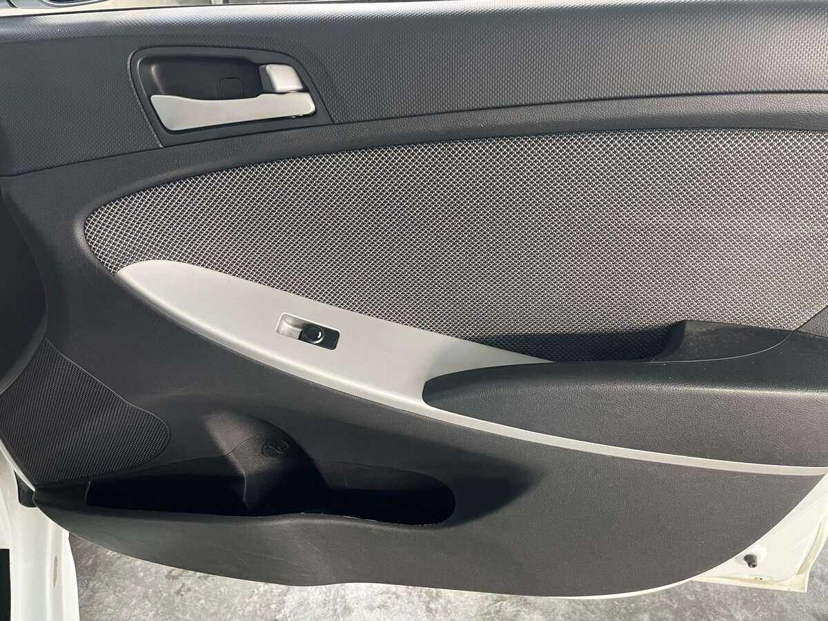 Купить Hyundai Solaris, 2013, 203 406 км.. Фото: #20