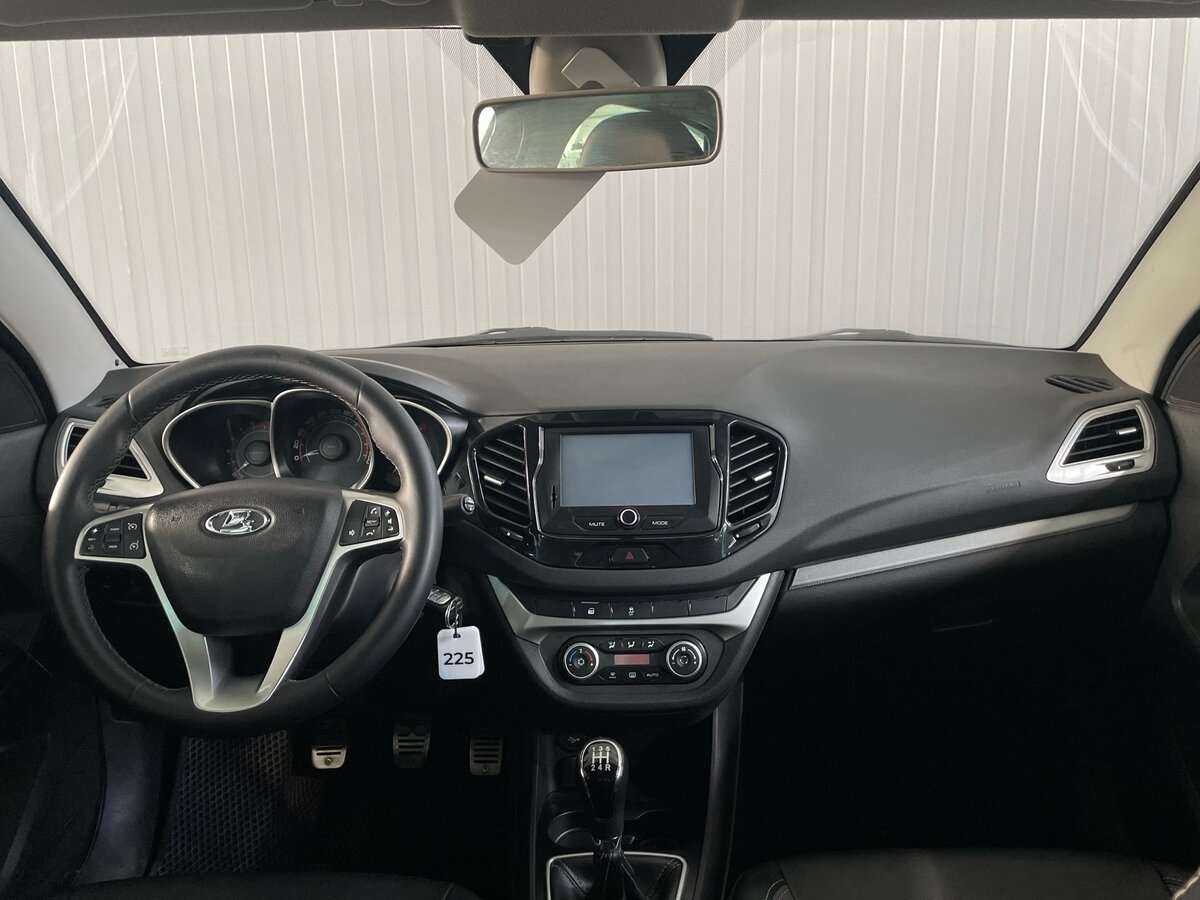 Купить Lada (ВАЗ) Vesta, 2017, 136 873 км.. Фото: #8