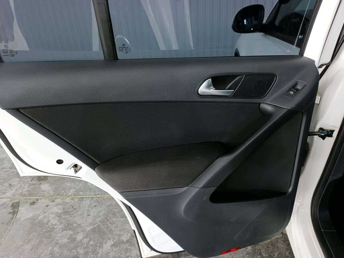 Купить Volkswagen Tiguan, 2013, 191 761 км.. Фото: #17