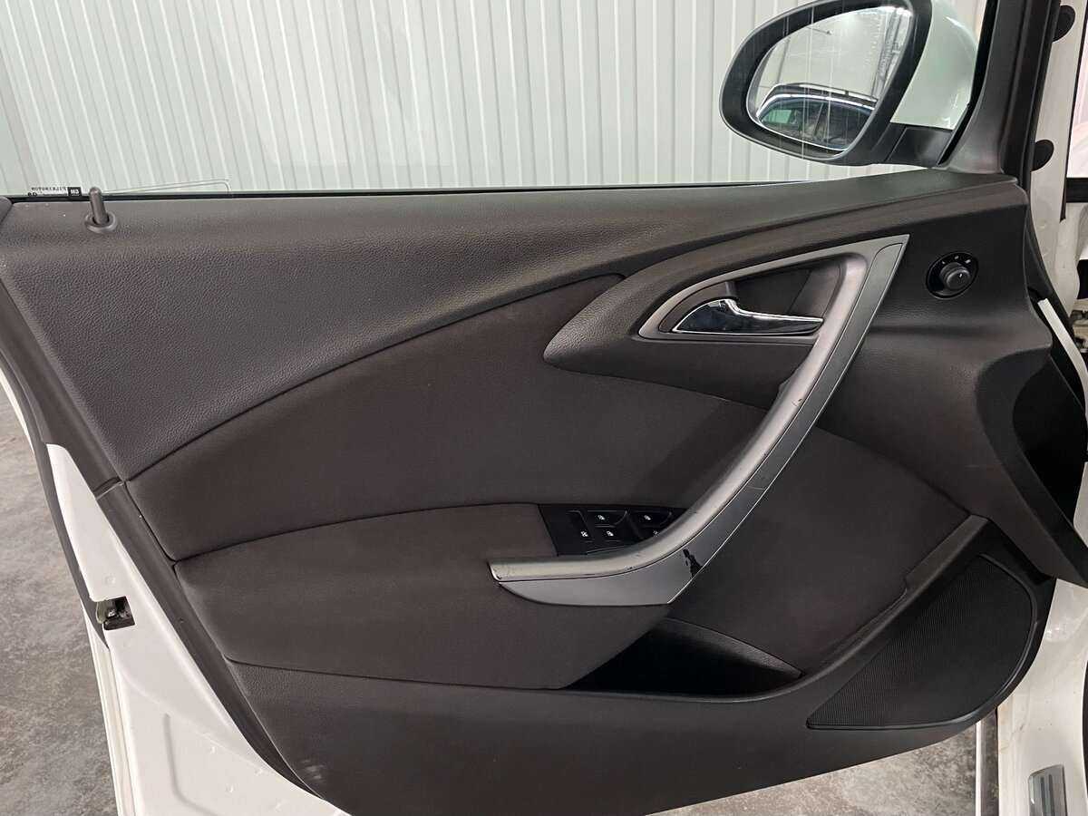 Купить Opel Astra, 2013, 205 254 км.. Фото: #16