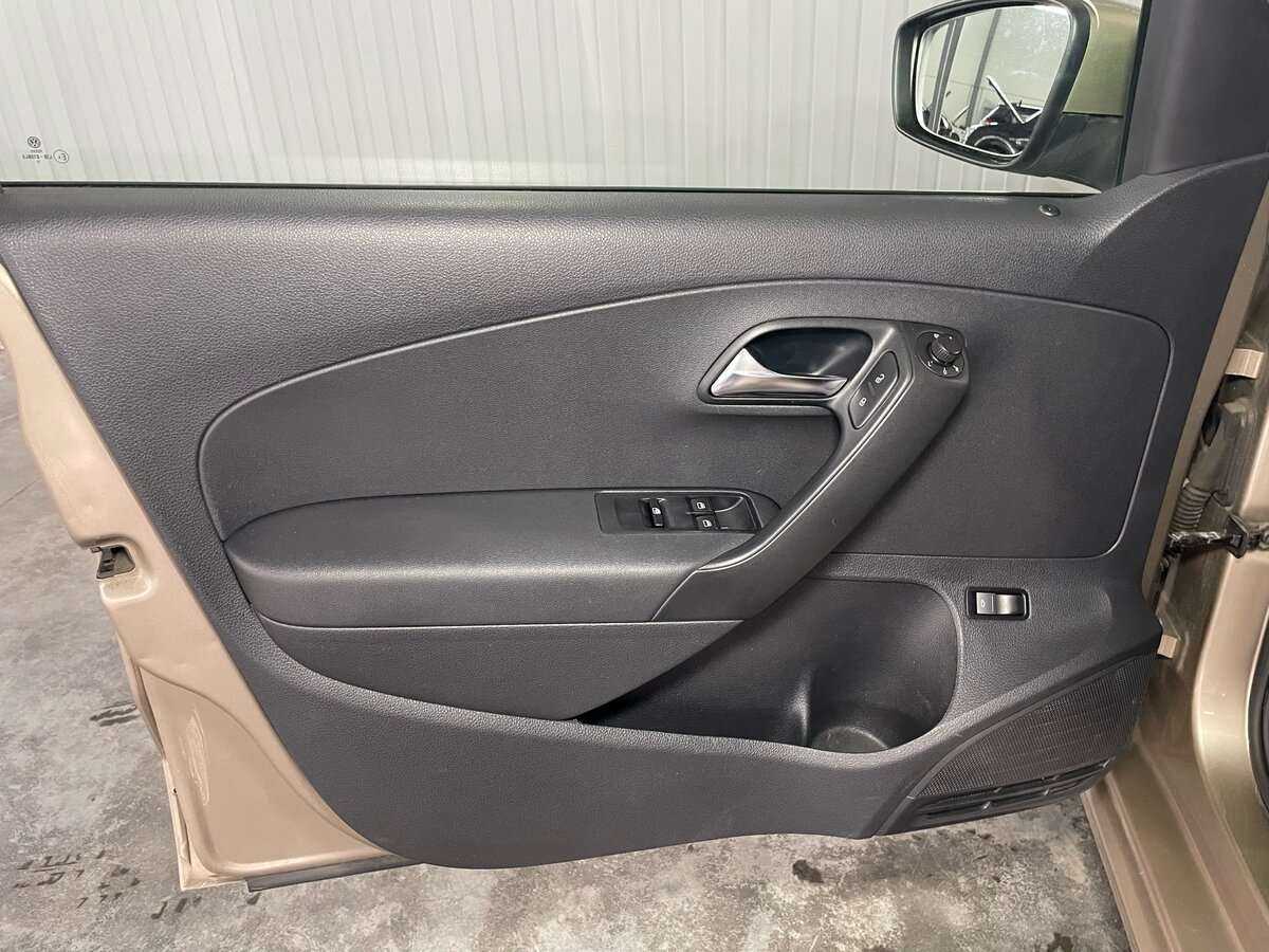 Купить Volkswagen Polo, 2016, 175 344 км.. Фото: #16