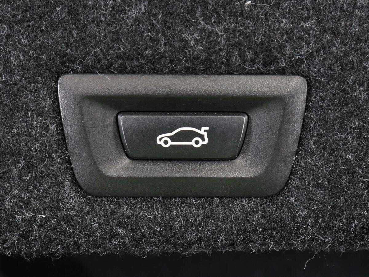 Купить BMW 5 серии, 2017, 141 000 км.. Фото: #15