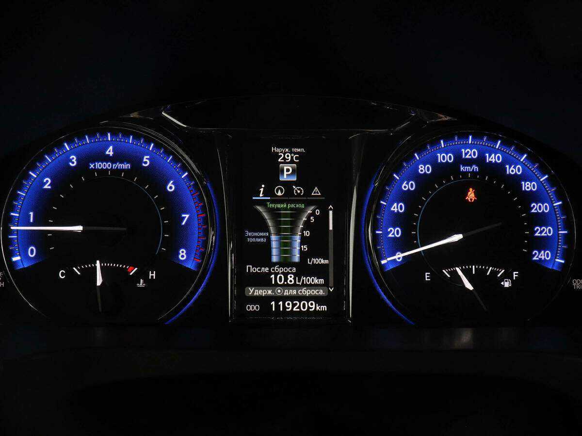 Купить Toyota Camry, 2016, 119 207 км.. Фото: #10