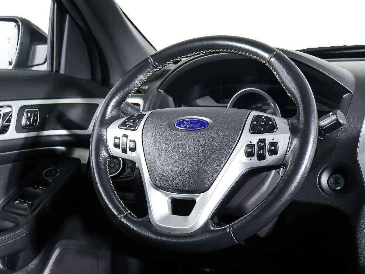 Купить Ford Explorer, 2013, 135 054 км.. Фото: #15