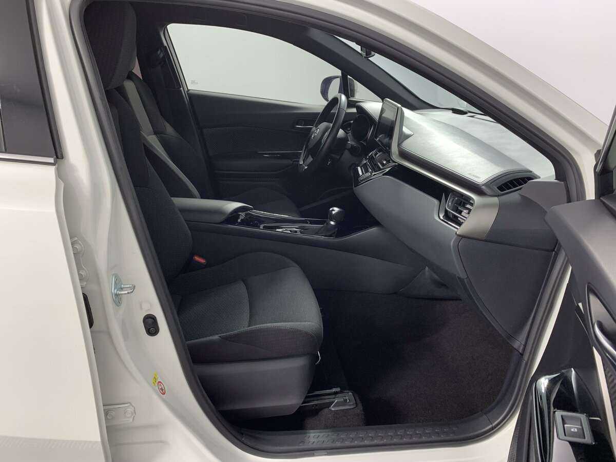 Купить Toyota C-HR, 2019, 91 103 км.. Фото: #15