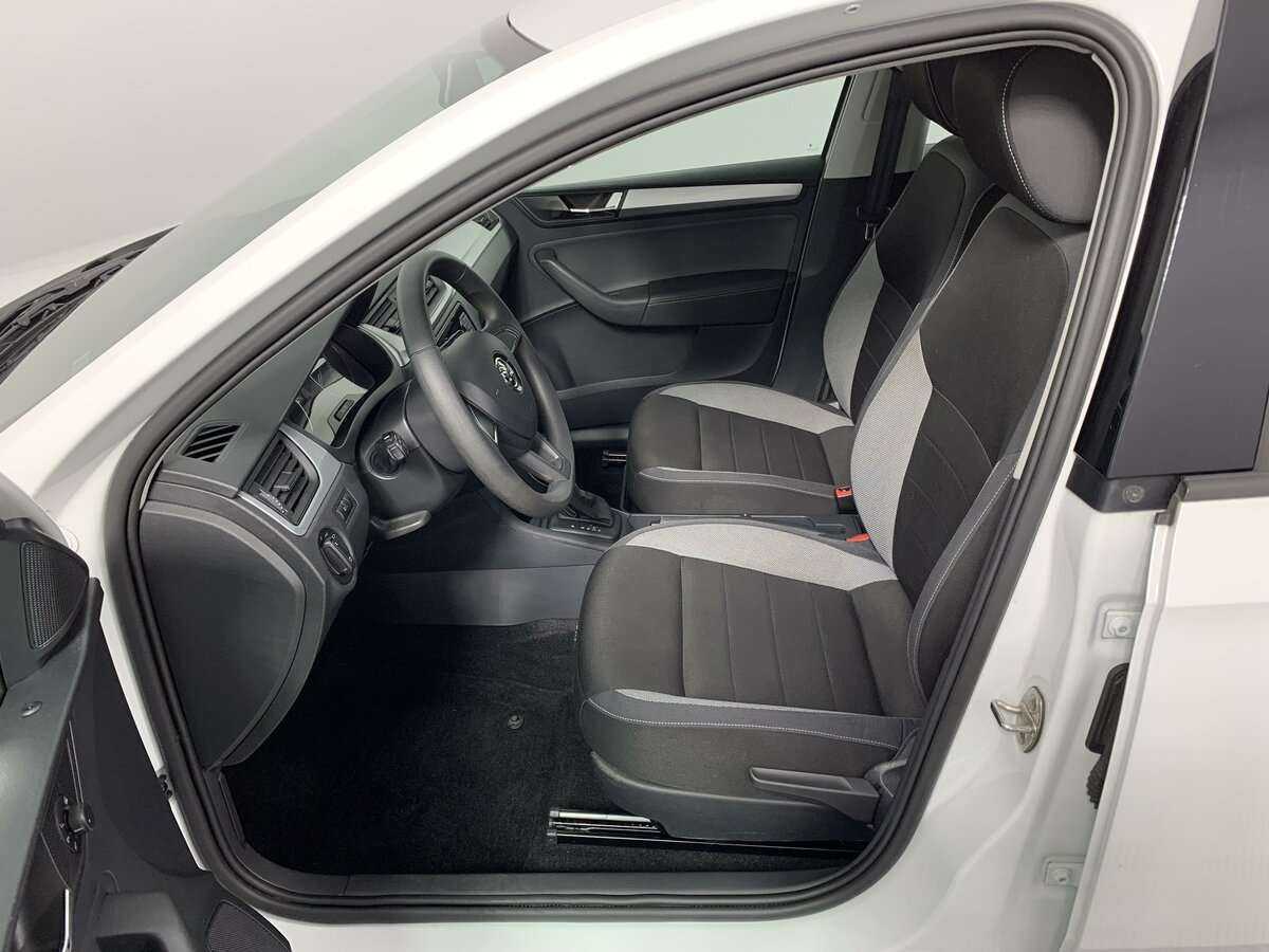 Купить Skoda Rapid, 2019, 64 324 км.. Фото: #13