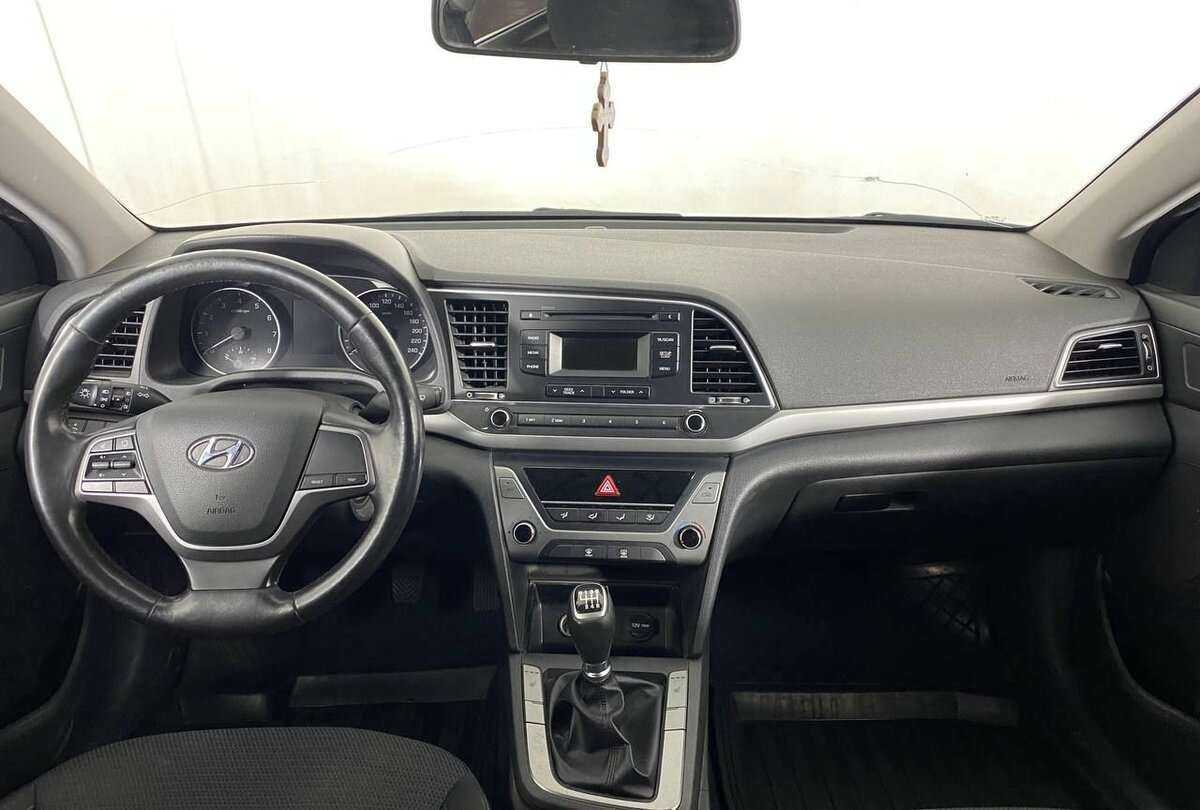 Купить Hyundai Elantra, 2017, 132 960 км.. Фото: #9