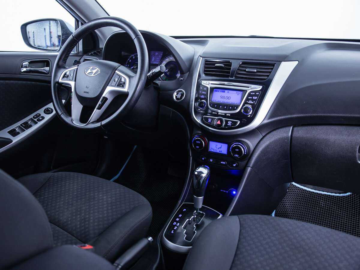 Купить Hyundai Solaris, 2012, 132 942 км.. Фото: #12
