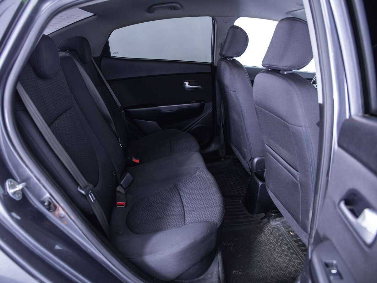 Купить Kia Rio, 2017, 138 126 км.. Фото: #8