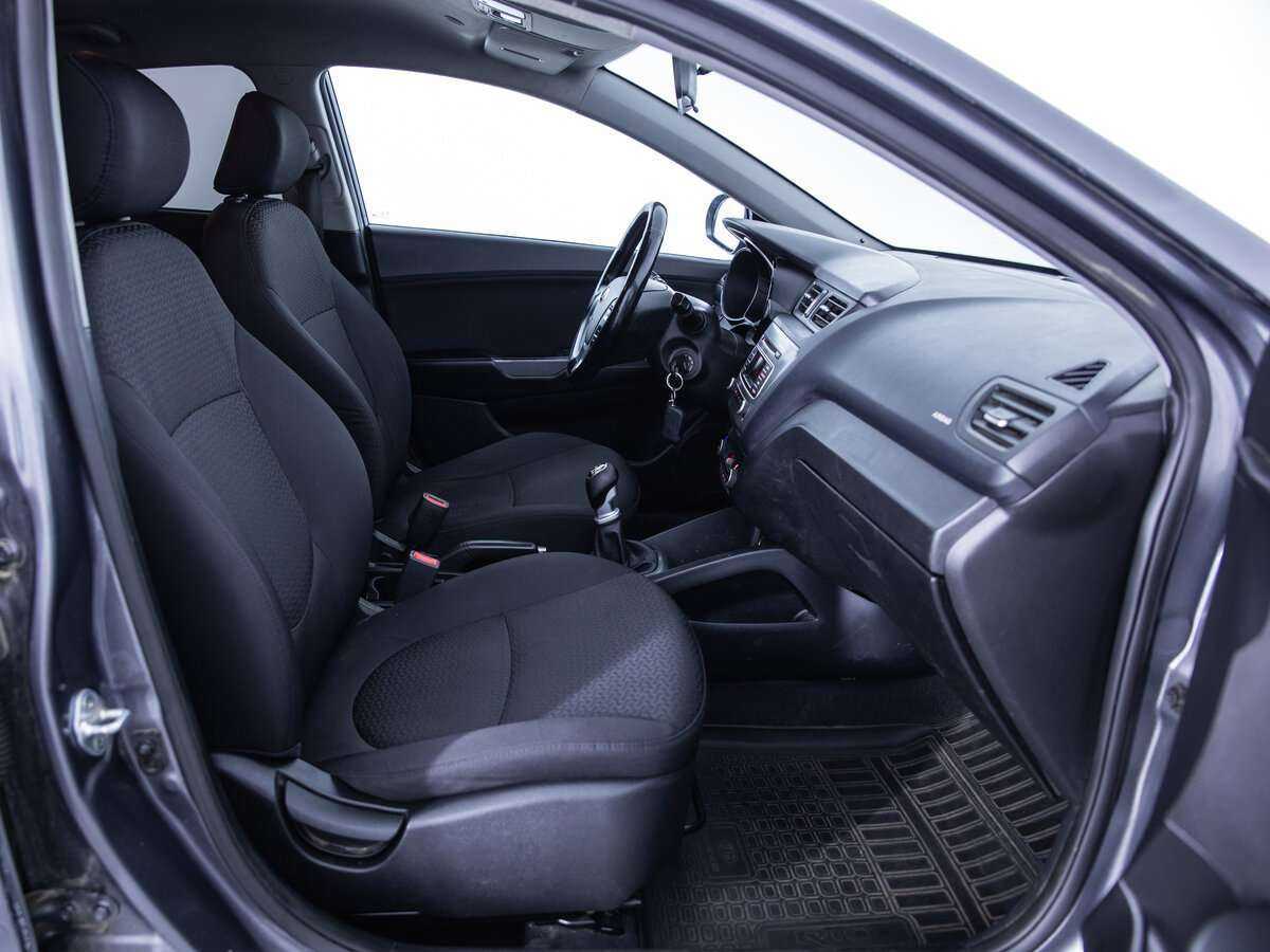 Купить Kia Rio, 2017, 138 126 км.. Фото: #9