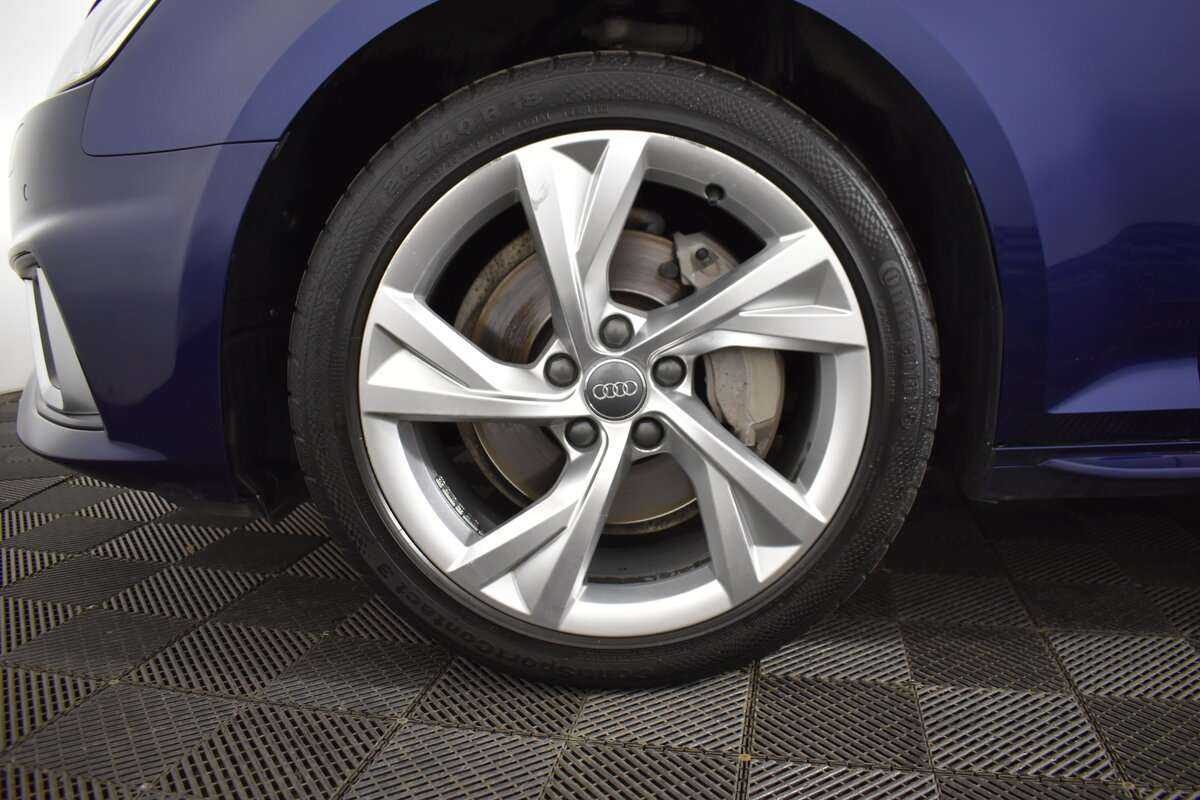 Купить Audi A4, 2018, 83 564 км.. Фото: #9