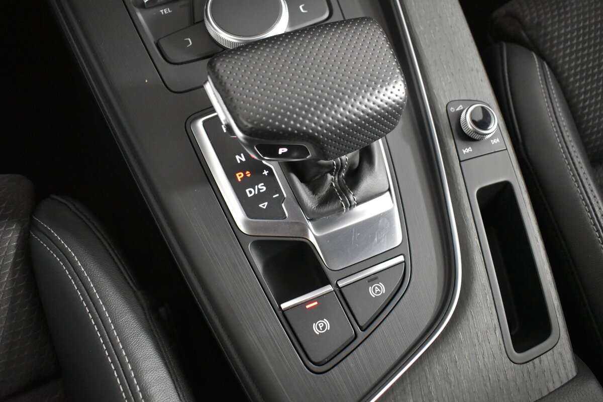 Купить Audi A4, 2018, 83 564 км.. Фото: #17