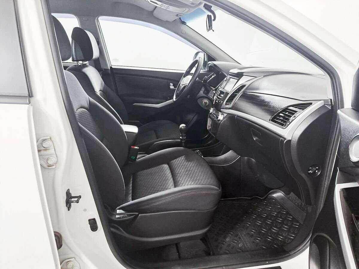 Купить SsangYong Actyon, 2014, 124 270 км.. Фото: #10