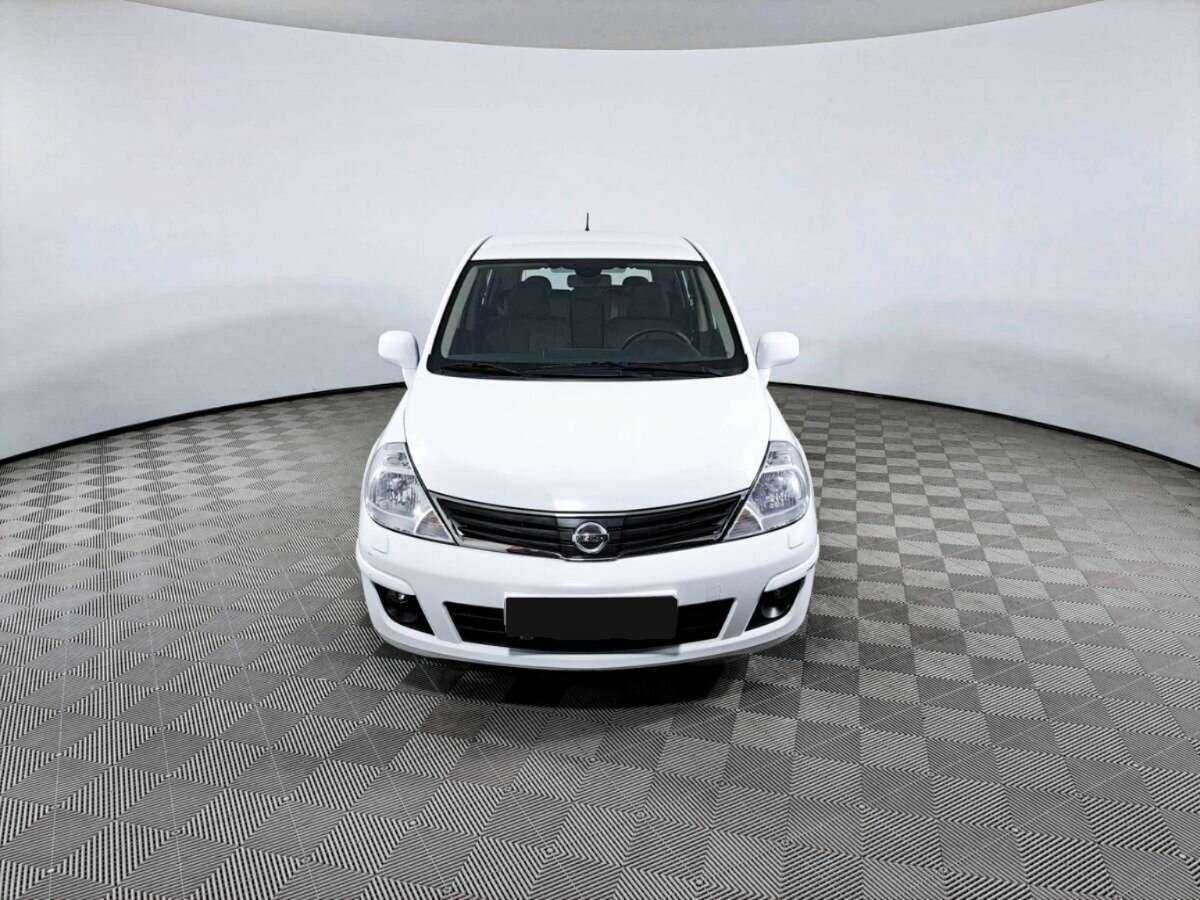 Купить Nissan Tiida, 2012, 78 440 км.. Фото: #1