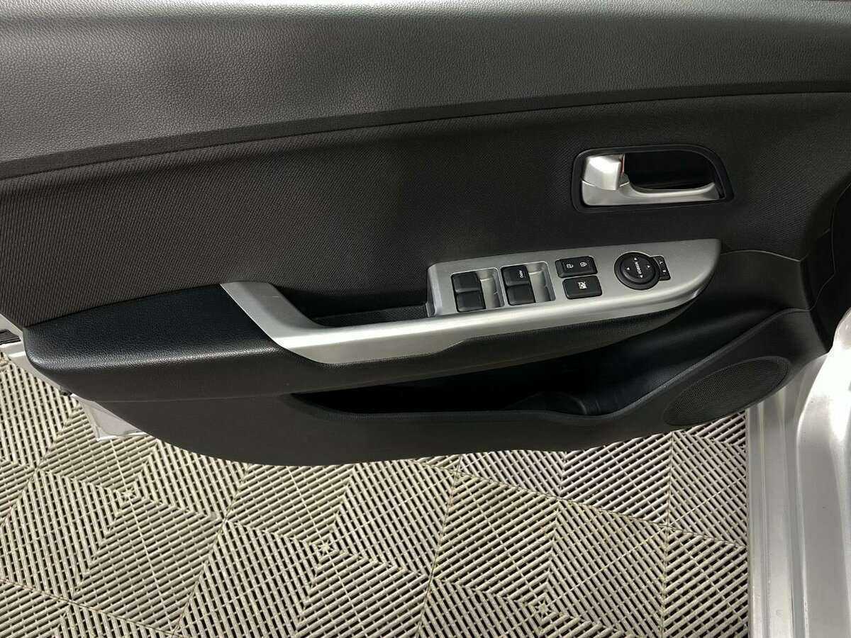 Купить Kia Rio, 2013, 148 544 км.. Фото: #7