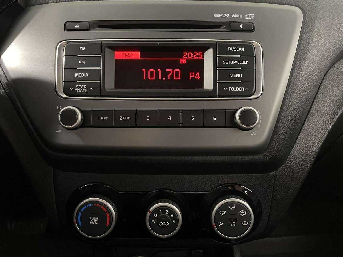 Купить Kia Rio, 2016, 83 880 км.. Фото: #11