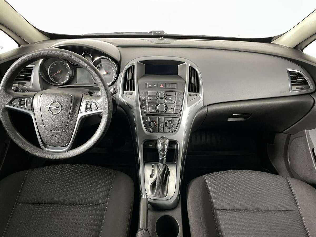 Купить Opel Astra, 2013, 138 930 км.. Фото: #6