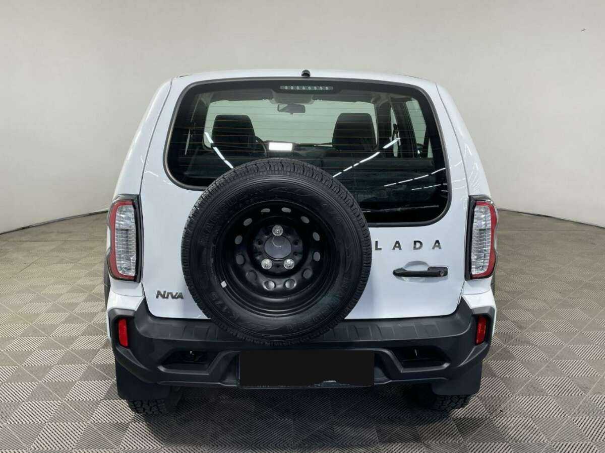 Купить Lada (ВАЗ) Niva, 2023, 7 323 км.. Фото: #2