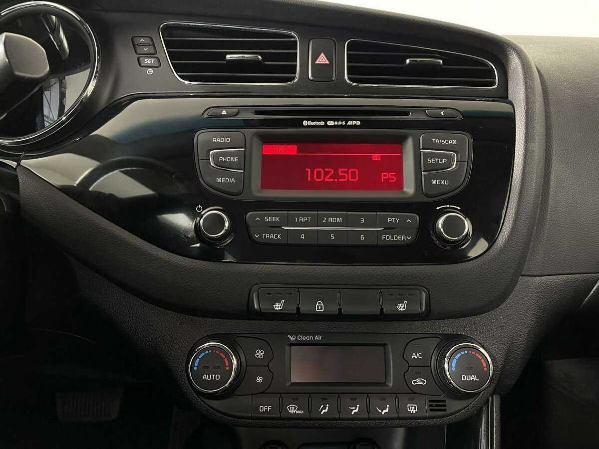 Купить Kia Ceed, 2015, 40 001 км.. Фото: #11