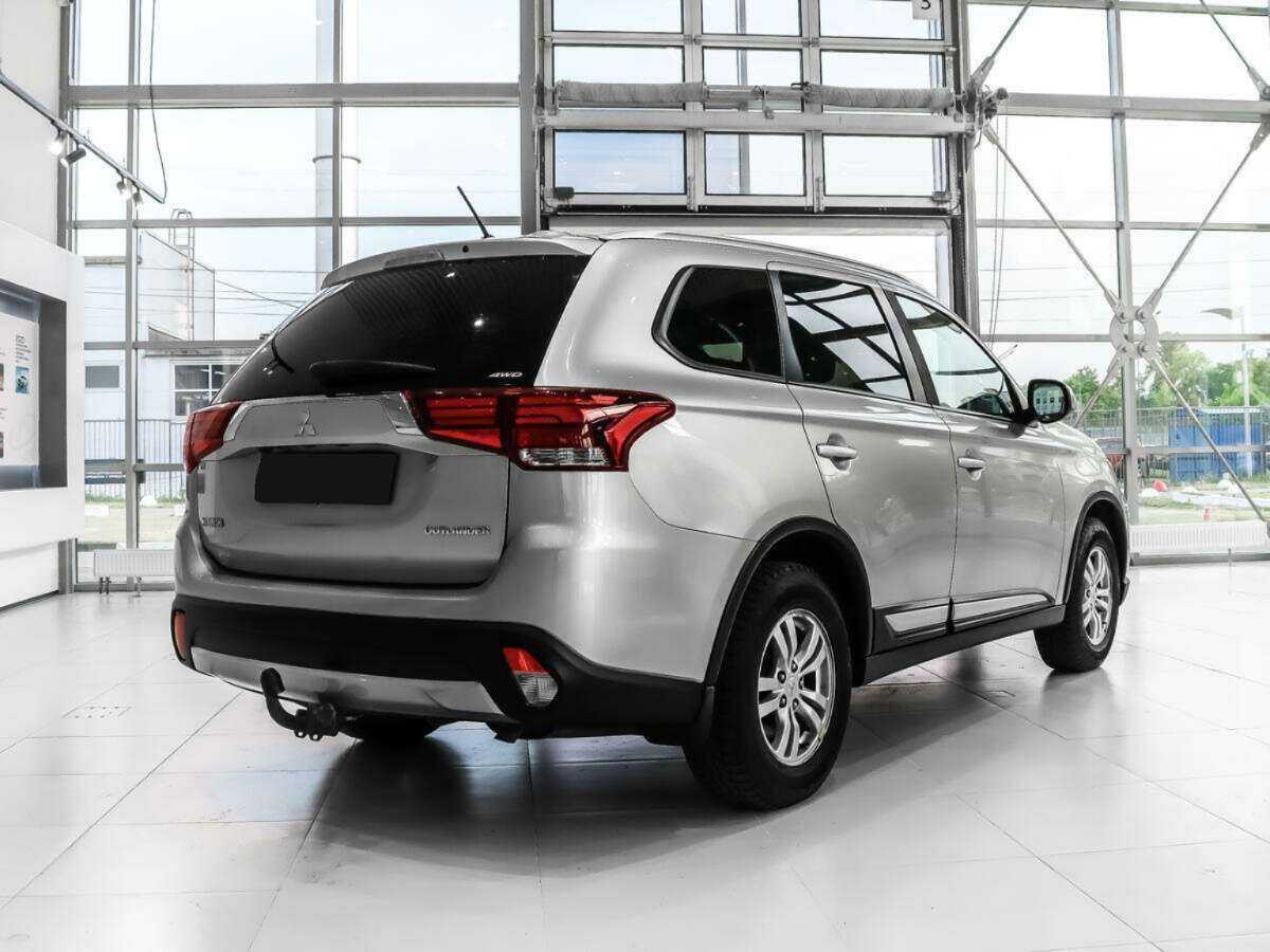 Купить Mitsubishi Outlander, 2016, 129 264 км.. Фото: #4