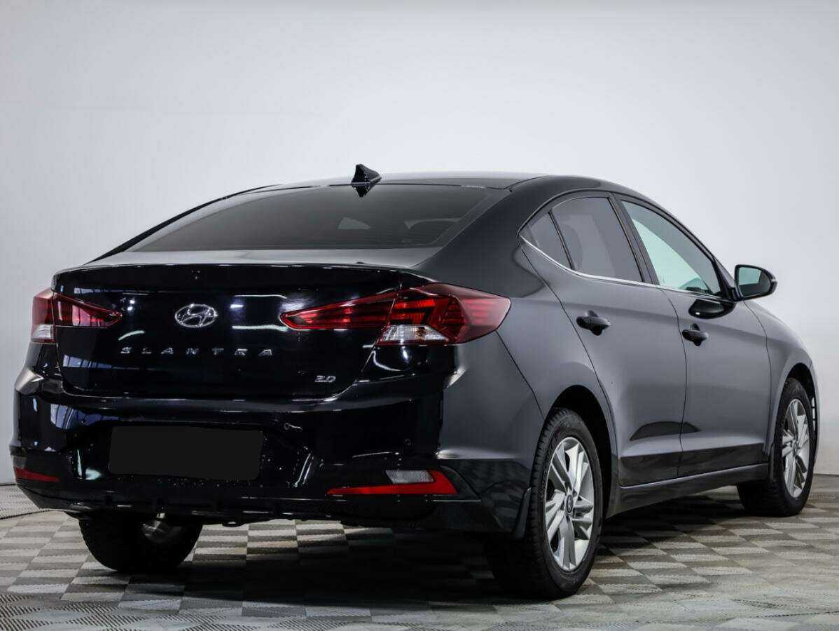 Купить Hyundai Elantra, 2019, 61 543 км.. Фото: #3