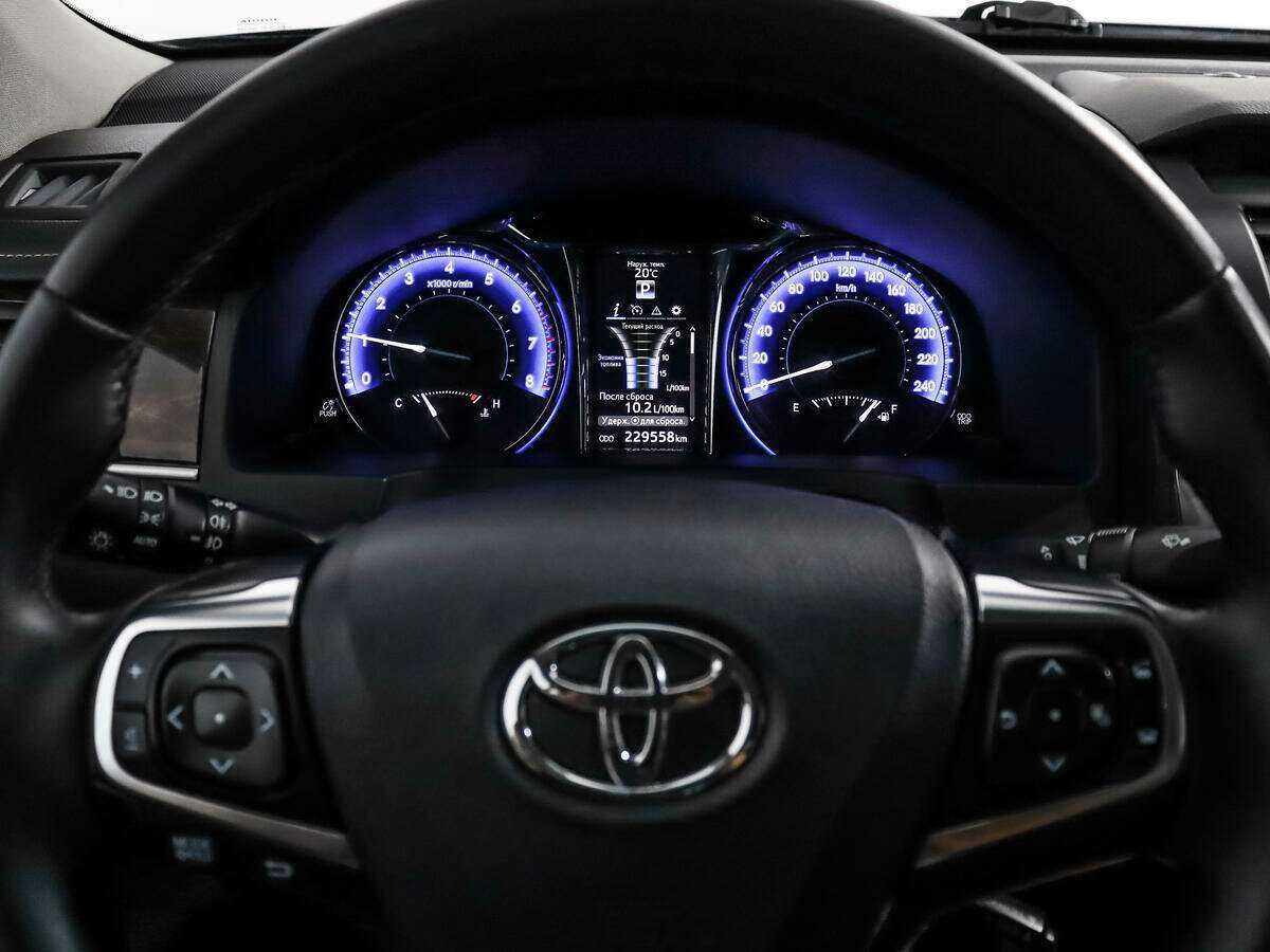 Купить Toyota Camry, 2016, 229 557 км.. Фото: #17