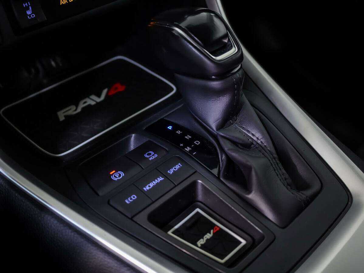 Купить Toyota RAV4, 2020, 69 982 км.. Фото: #13