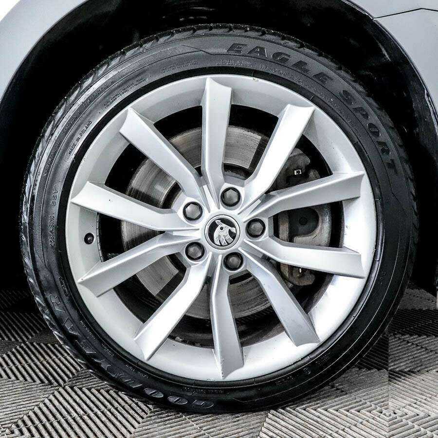 Купить Skoda Superb, 2019, 191 556 км.. Фото: #19