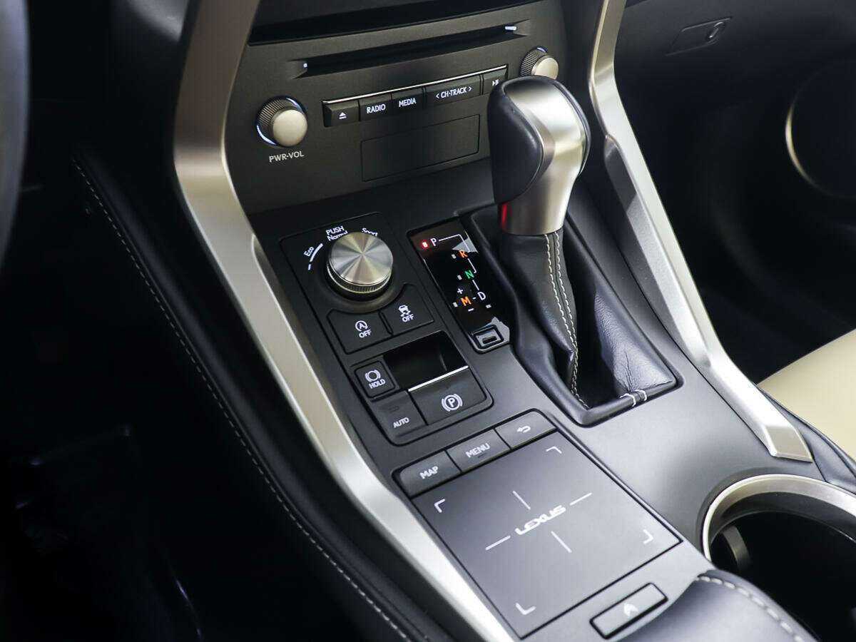 Купить Lexus NX, 2017, 25 726 км.. Фото: #19