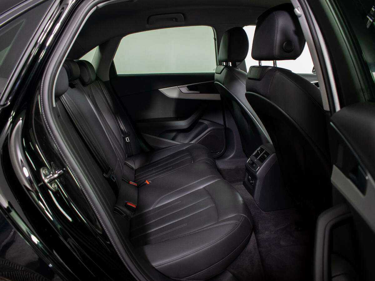 Купить Ауди А4, 2019, 130 554 км.. Фото: #7