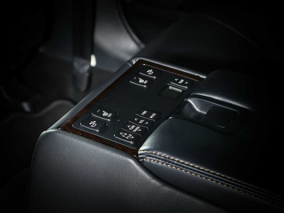 Купить Toyota Camry, 2017, 222 516 км.. Фото: #4