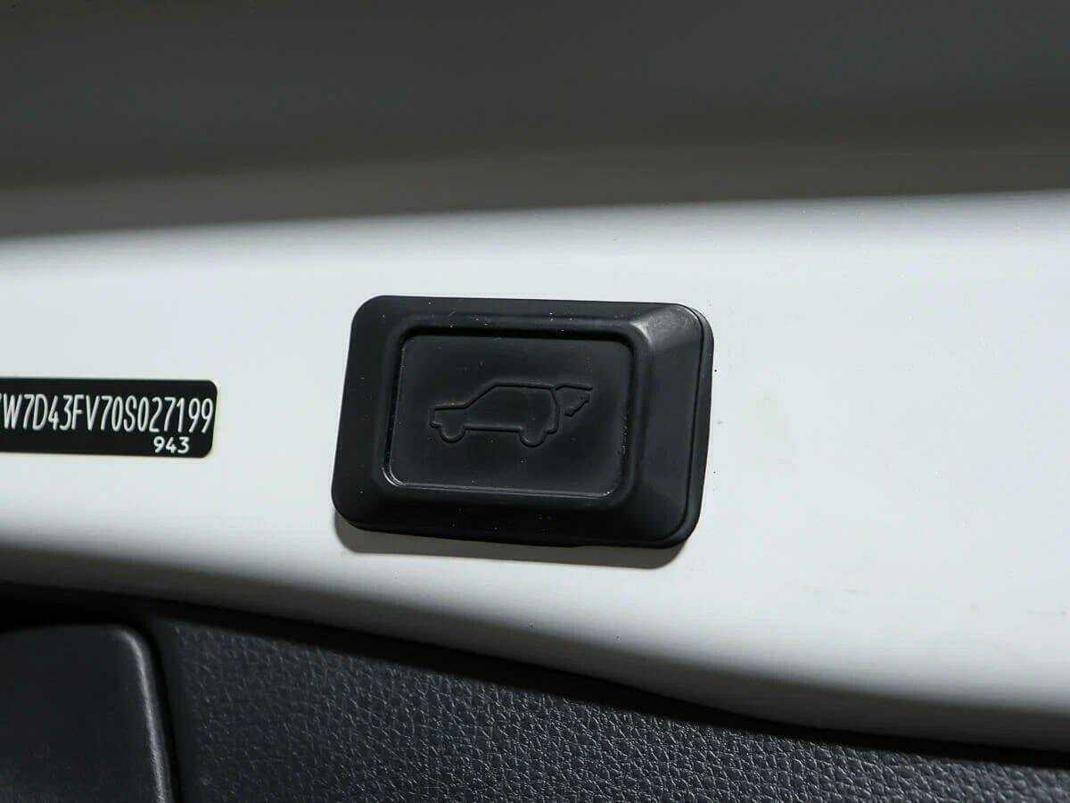 Купить Toyota RAV4, 2021, 66 912 км.. Фото: #17