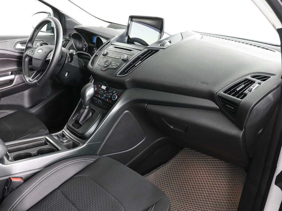 Купить Ford Kuga, 2017, 51 577 км.. Фото: #9