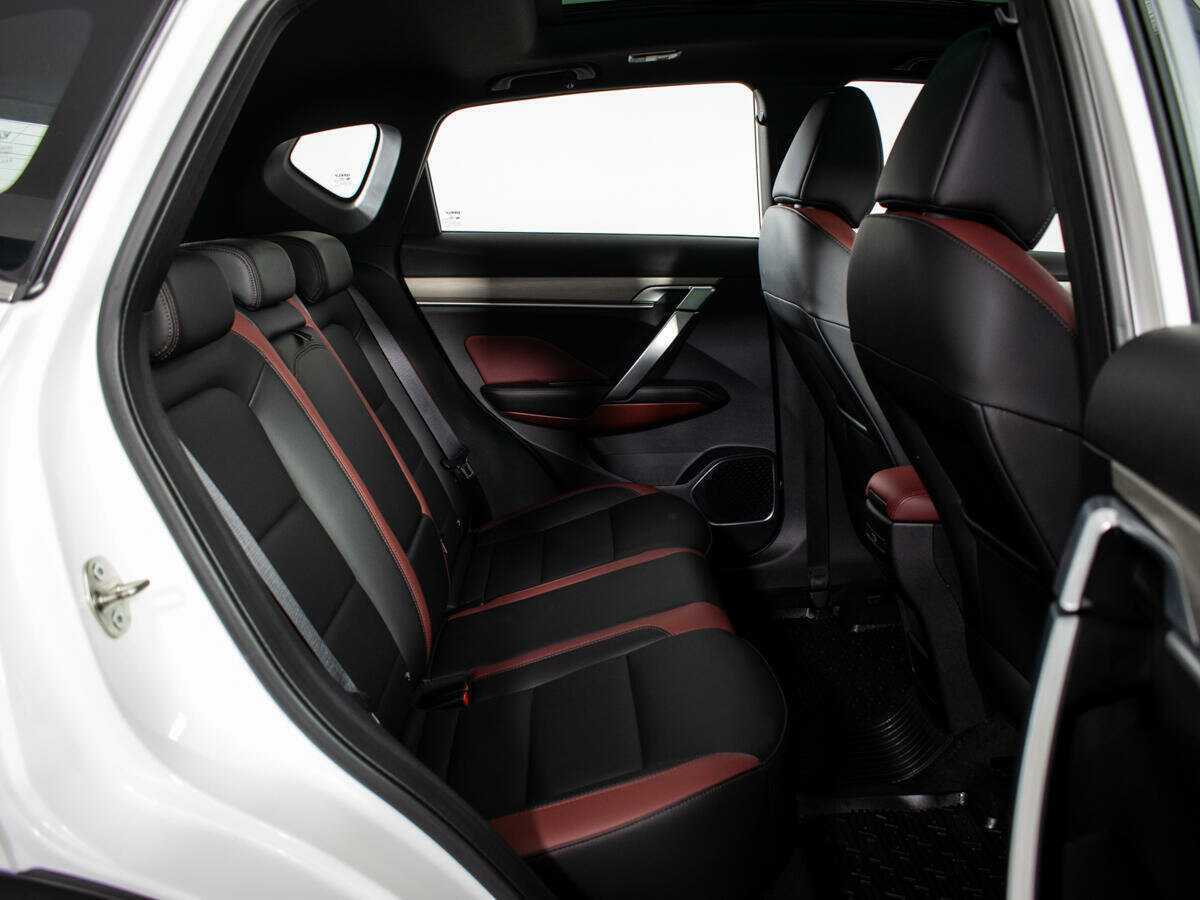 Купить Geely Coolray, 2023, 14 500 км.. Фото: #7