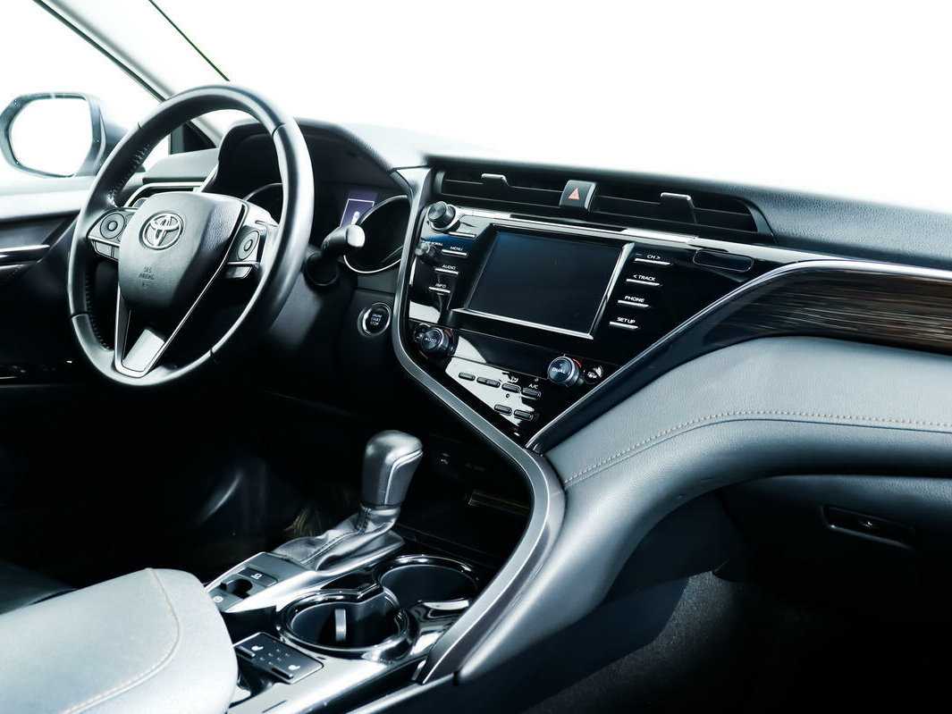 Купить Toyota Camry, 2018, 89 996 км.. Фото: #8